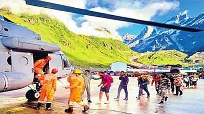 Cloud Burst: 1,500 devotees stranded on the way to Kedarnath