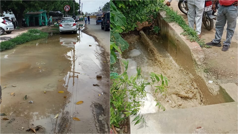 Due to Agra Metro people faced big trouble drains got choked dirty water entered houses