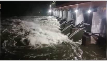 भोपाल के डेंम के गेट खुले