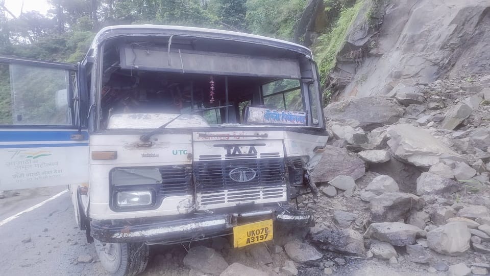 driver stopped the bus after hitting a hill due to steering lock in champawat