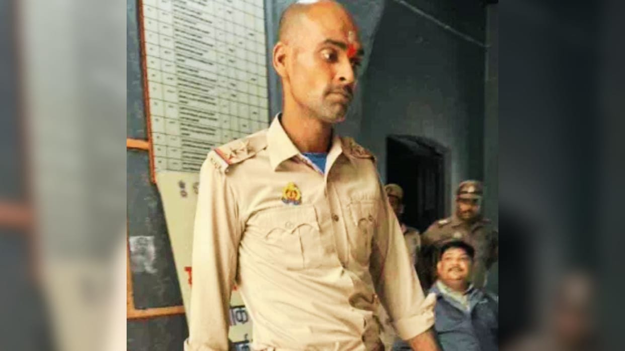 Fake inspector caught in Kashi Vishwanath temple in Varanasi