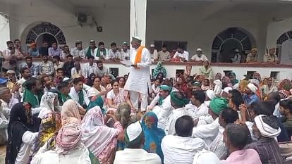 Moradabad: Bhakiyu Chadhuni protested over the land of Thakurdwara Paper Mill, had a scuffle with ADM City