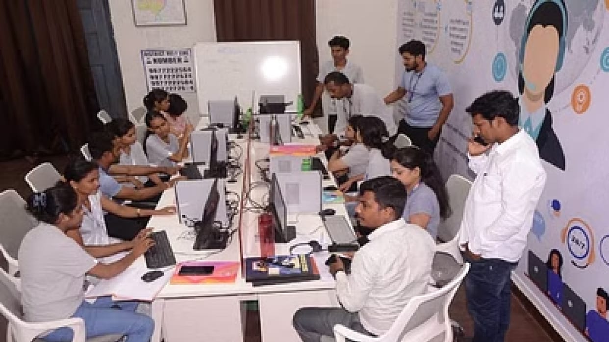 Chhattisgarh News: Call center became a support in trouble, problem was solved within an hour