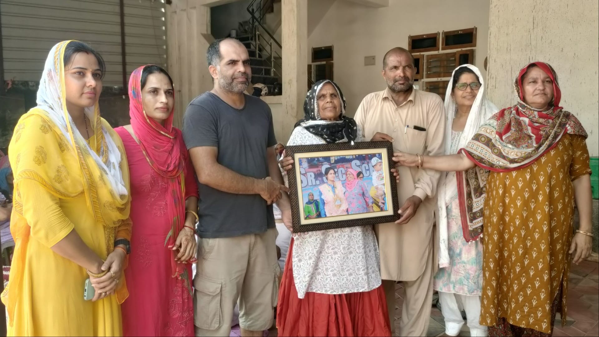 Manu Bhaker: Manu's grandmother expressed happiness by dancing