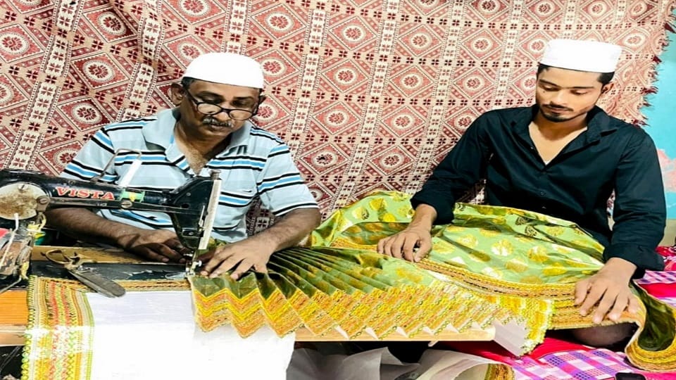 Muslim karigar prepare costumes of Radha-Krishna in Aligarh