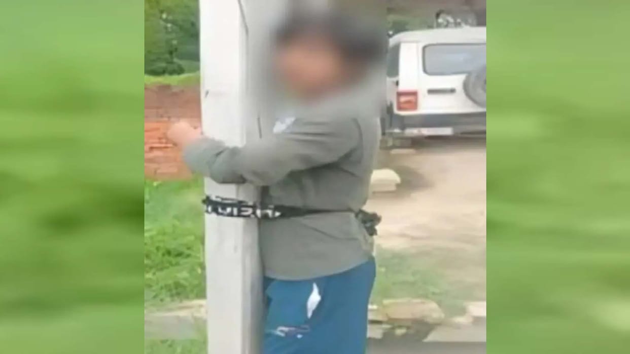 Teen accused of mobile theft was tied to an electric pole and beaten