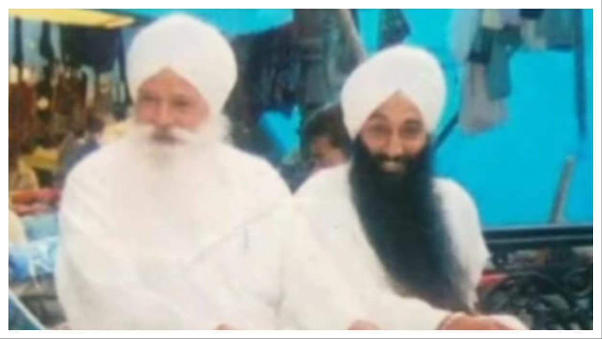 Panch and Moujij people of three villages together made Gurpreet Singh the head of Jagmalwali dera