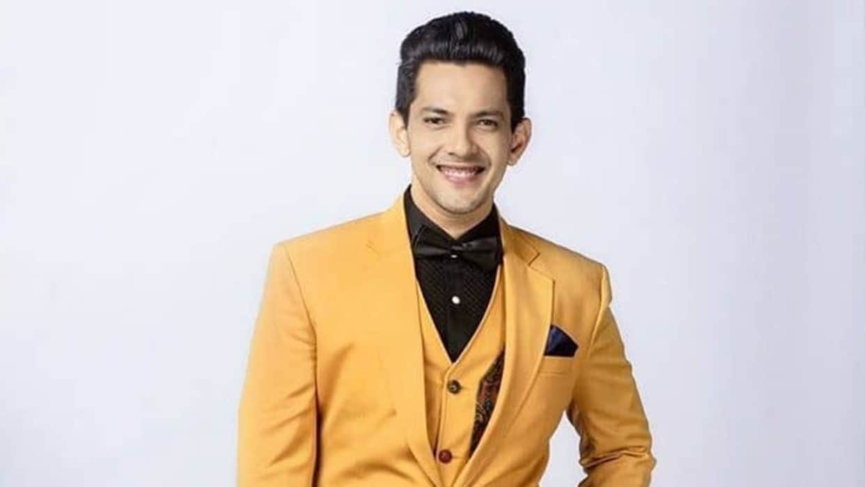 Aditya Narayan is celebrating his birthday today know about his singing acting career and famous songs