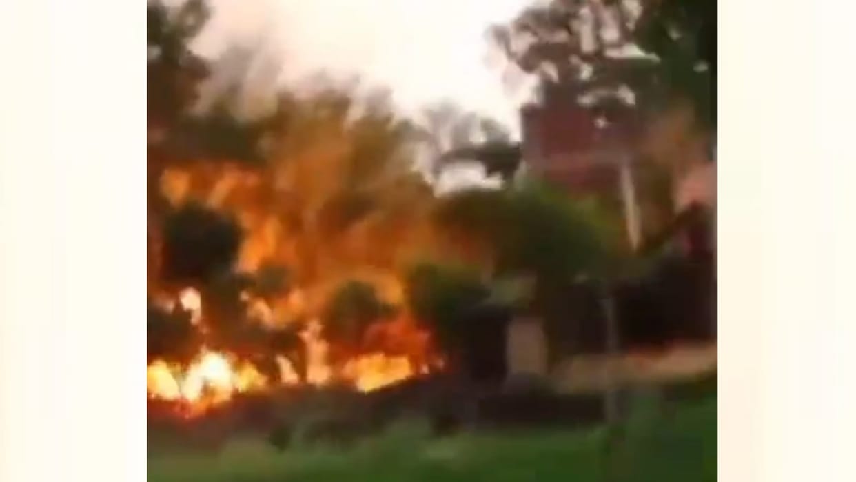 A fire broke out in a school van in masauli thana in Barabanki.