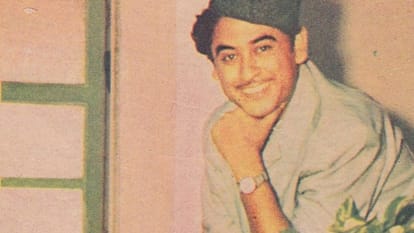 School Children pay tribute to late singer Kishore Kumar on his birth anniversary by singing his songs
