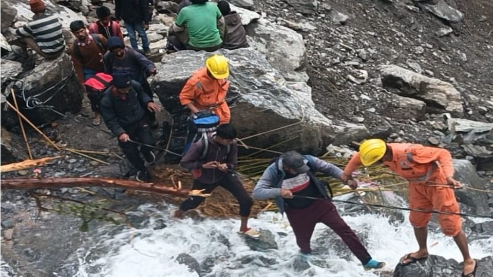 Uttarakhand News Secretary Disaster said More than 15 thousand people were rescued in Kedarnath disaster