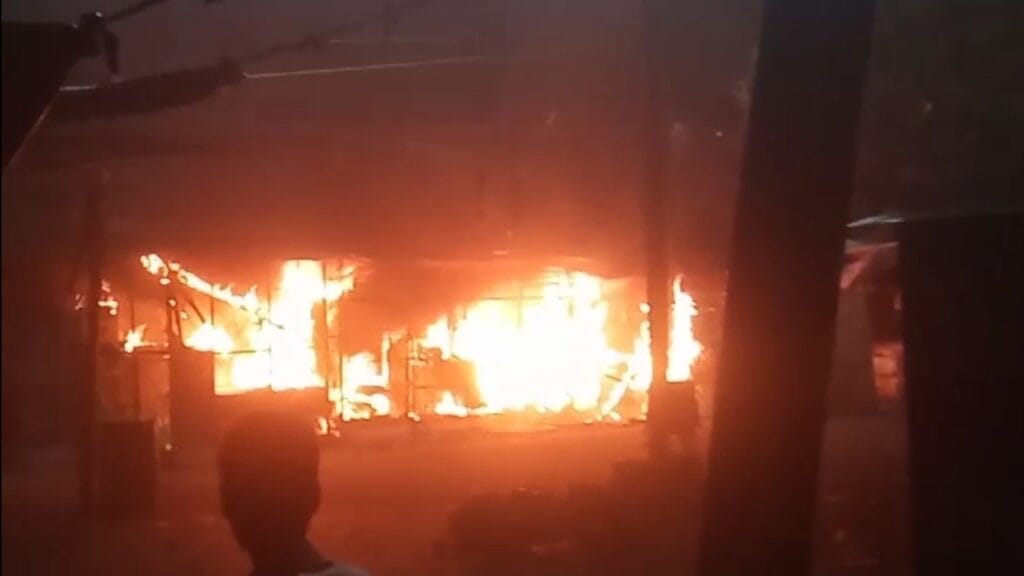 Lucknow:Fire broke out in in shops in cantt area in Lucknow.