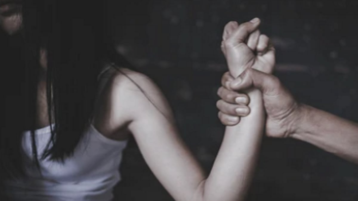 बुलंदशहर: युवती को अगवा कर छेड़छाड़ का आरोप, जान बचाने के लिए रजवाहे में कूदी