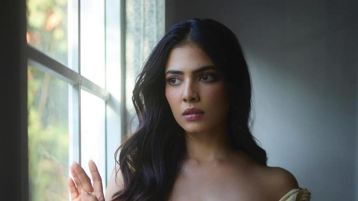 Malavika Mohanan Trolled For Weight Actress Felt Difference Between Bollywood And South
