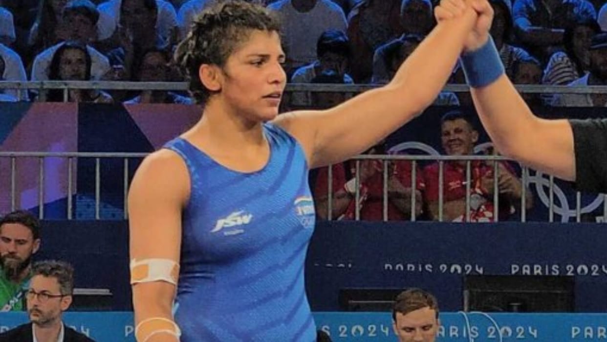 Paris Olympics 2024 Day 10 Games Live Badminton Athletics Table Tennis Result Medals Tally News in Hindi