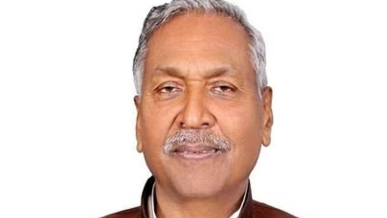 Non-bailable warrant against former governor fagu chauhan Case of occupation of farm and threat