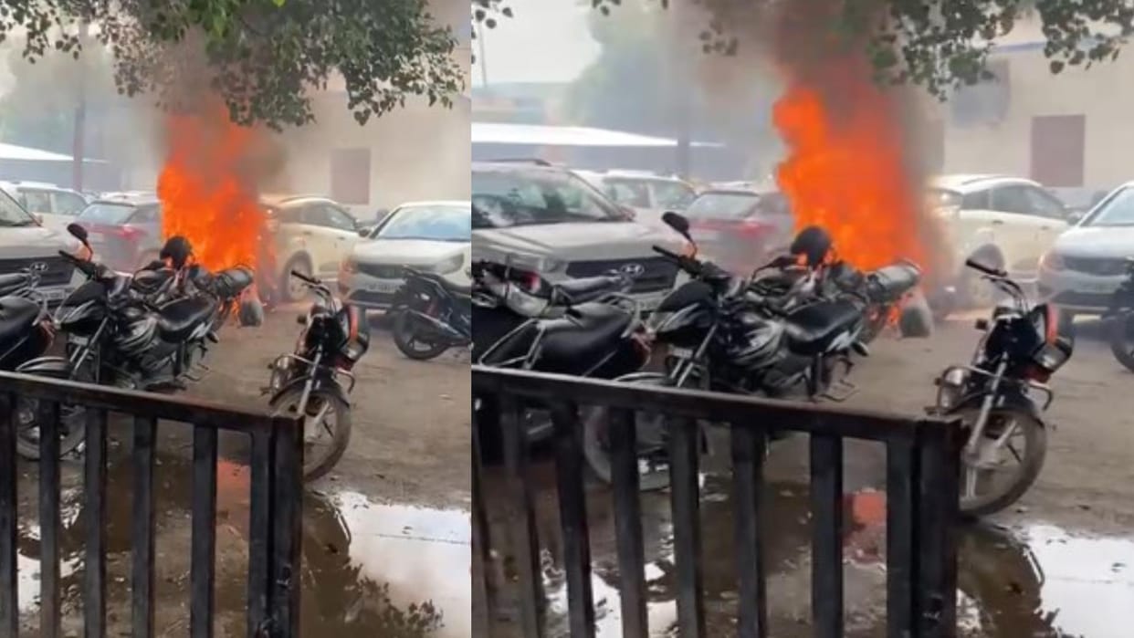 The e-scooter kept in the district hospital premises became a ball of fire