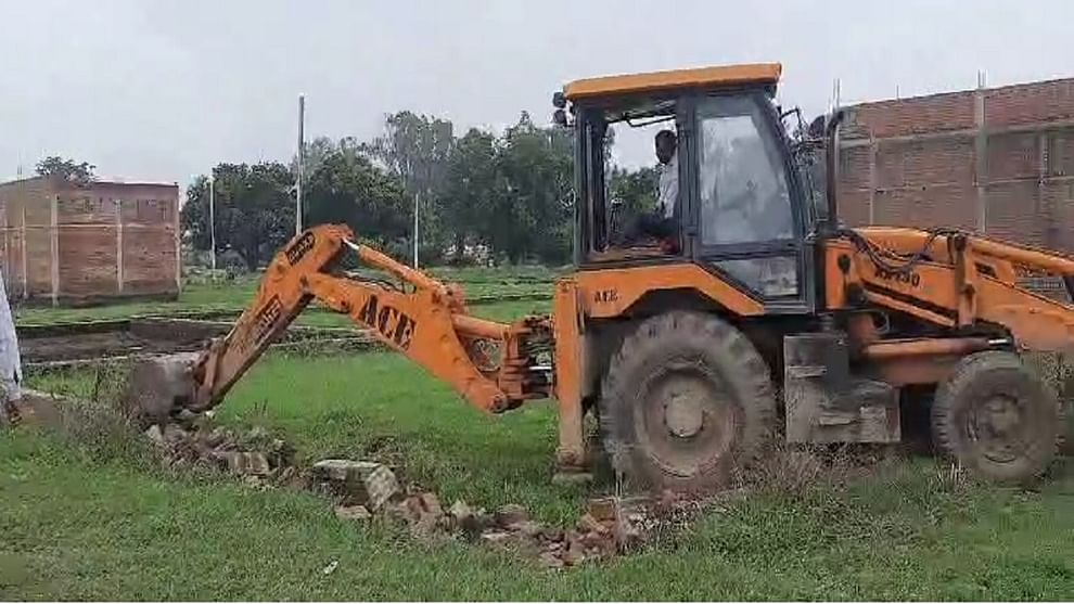 Such intentions spoiled on land worth crores Nagar nigam bulldozer ran for third time in four months