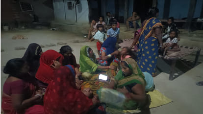 In Gorakhpur, A Youth shot dead in sikariganj. Uproar in district hospital
