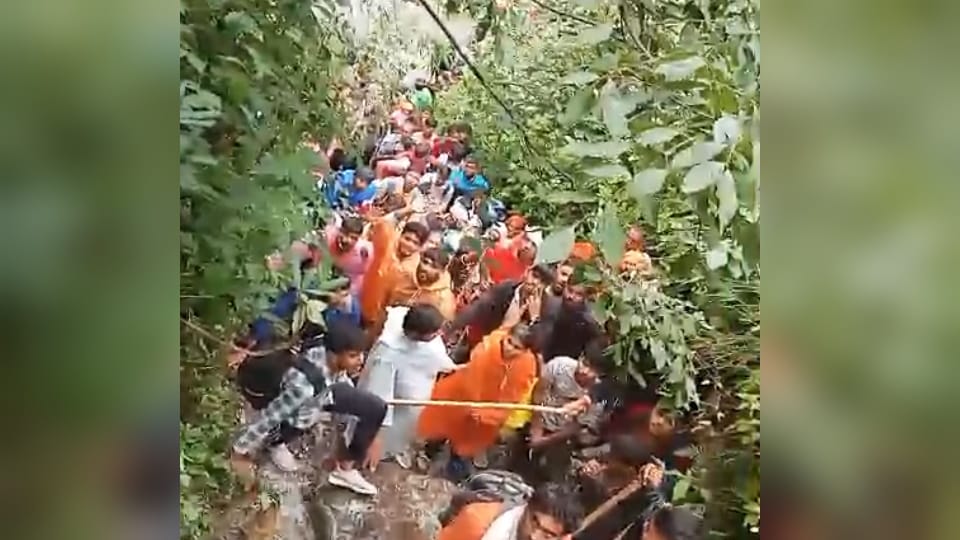 Kedarnath Disaster Surendra and Satpal saved lives of more than 800 passengers by rescued them