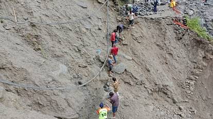 Kedarnath Disaster 230 workers Doing repairing of Gaurikund-Kedarnath Route damage at 29 places