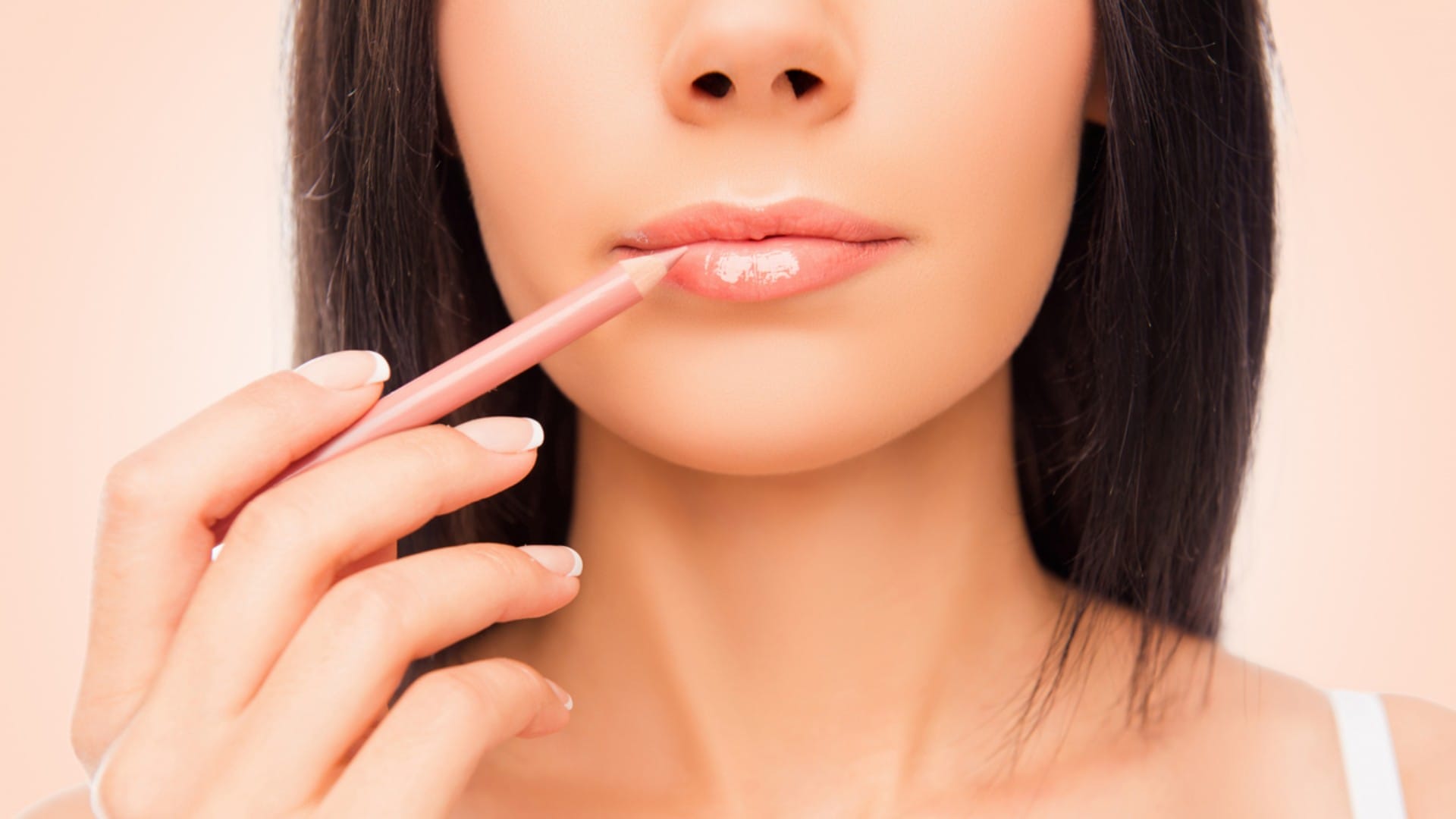 Lipstick Applying tips and Tricks in hindi