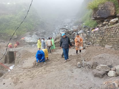 Kedarnath Disaster Rescue Sixth day Bad weather in Dham Operation Affects Uttarakhand News in Hindi
