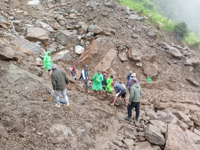 Kedarnath Disaster Rescue Sixth day Bad weather in Dham Operation Affects Uttarakhand News in Hindi