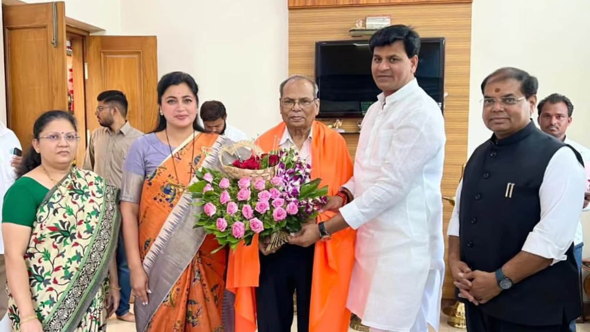 Actress who married with politicians  Parineeti Chopra Raghav Chaddha Swara Bhasker Fahad Zirar Ahmed