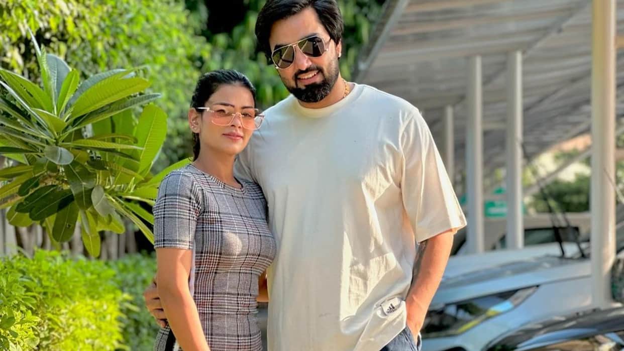 Youtuber Armaan Malik first wife Payal Gets Trolled For Sharing Romantic Pictures user says Aab Divorce Kahan
