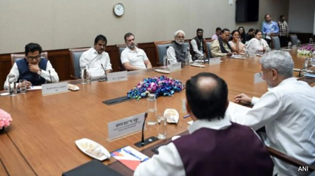 Rahul Gandhi's Question At Meeting On Bangladesh, Jaishankar's Reply