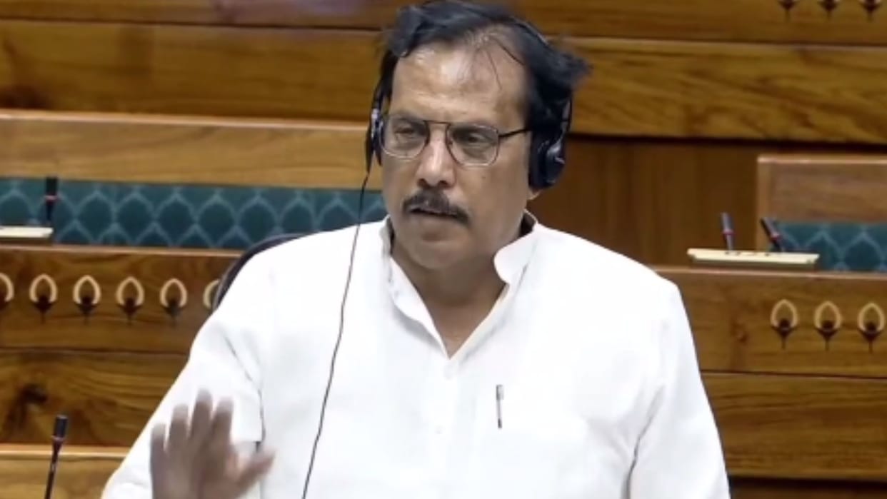 Mau Junction issue raised in Lok Sabha Demand daily superfast train for Delhi Mumbai MP explained problem