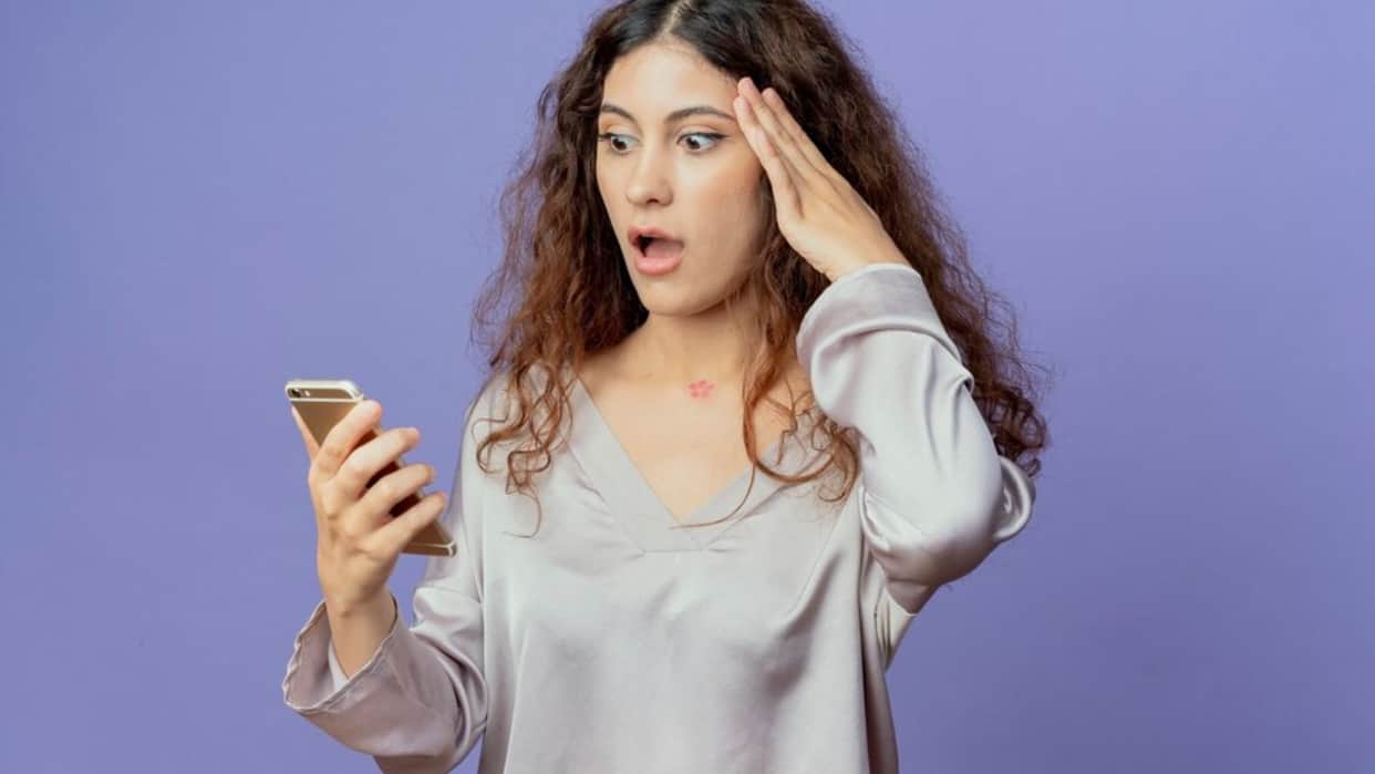 Tech Myths That People Blindly Follow And Damage Their Smartphones
