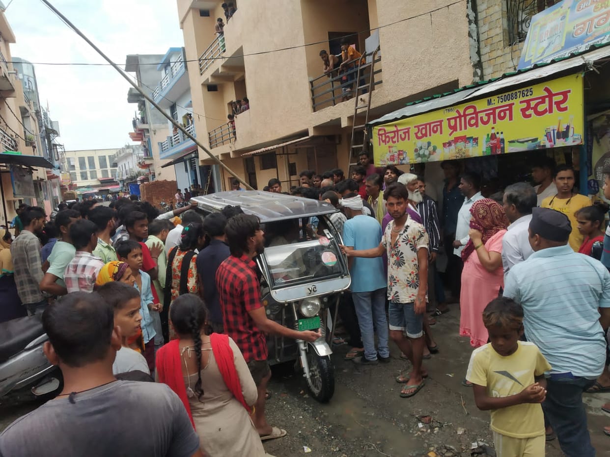 Dehradun News Six year old Child died after falling into a septic tank in Selaqui