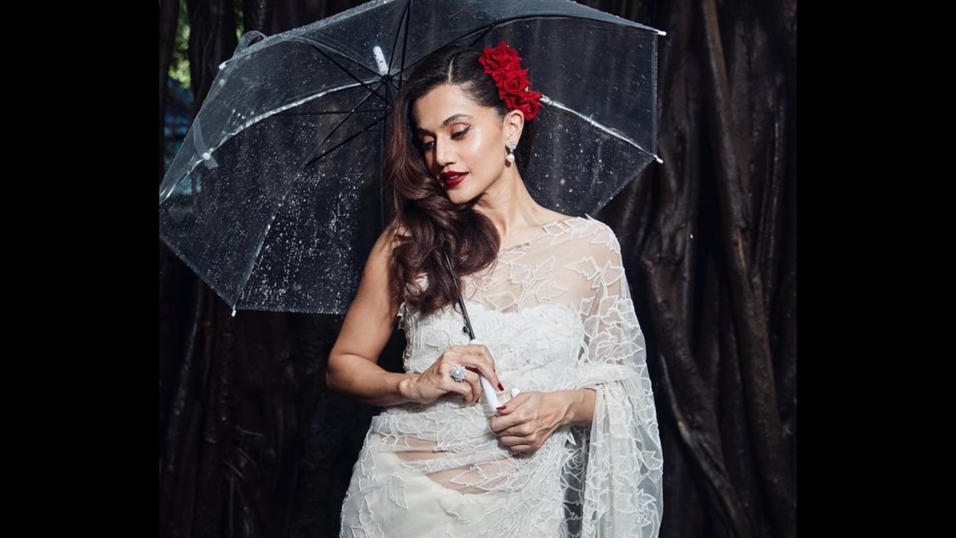 Taapsee Pannu bluntly talks about her altercation with paparazzi said I am not public property