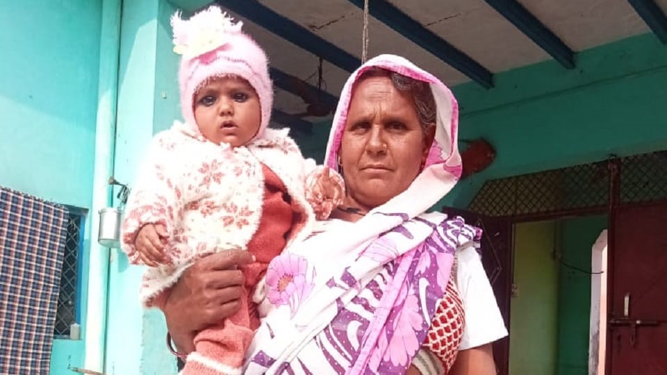Grandmother and granddaughter died after being hit by a train in khurja