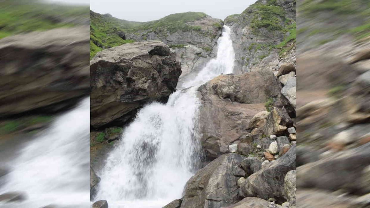 Kedarnath Chorabari glacier fast flow of Mandakini are the  reasons of soil erosion in Kedarnath area