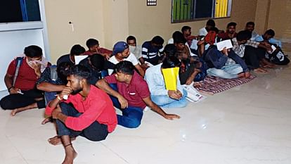 Khagaria: 10 members of solver gang arrested before constable recruitment exam, question paper, fake OMR sheet