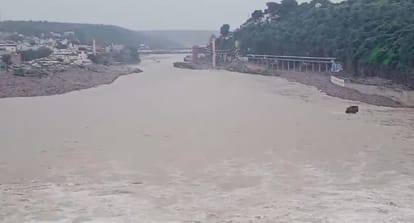 MP News: 12 gates of Indira Sagar Dam and 9 gates of Omkareshwar Dam opened, alert in MP-Maharashtra-Gujarat