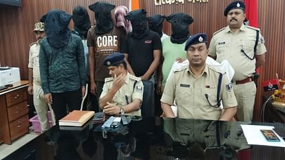 Police constable exam: Fraudsters were trying to cheat 70 candidates through fake paper-OMR sheet, 7 arrested