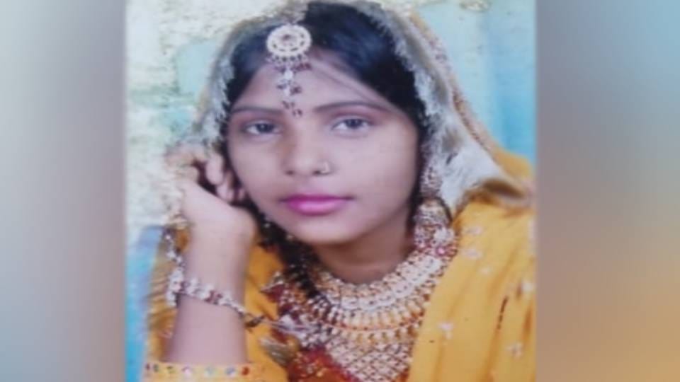 Husband along with his brothers killed his wife In Firozabad