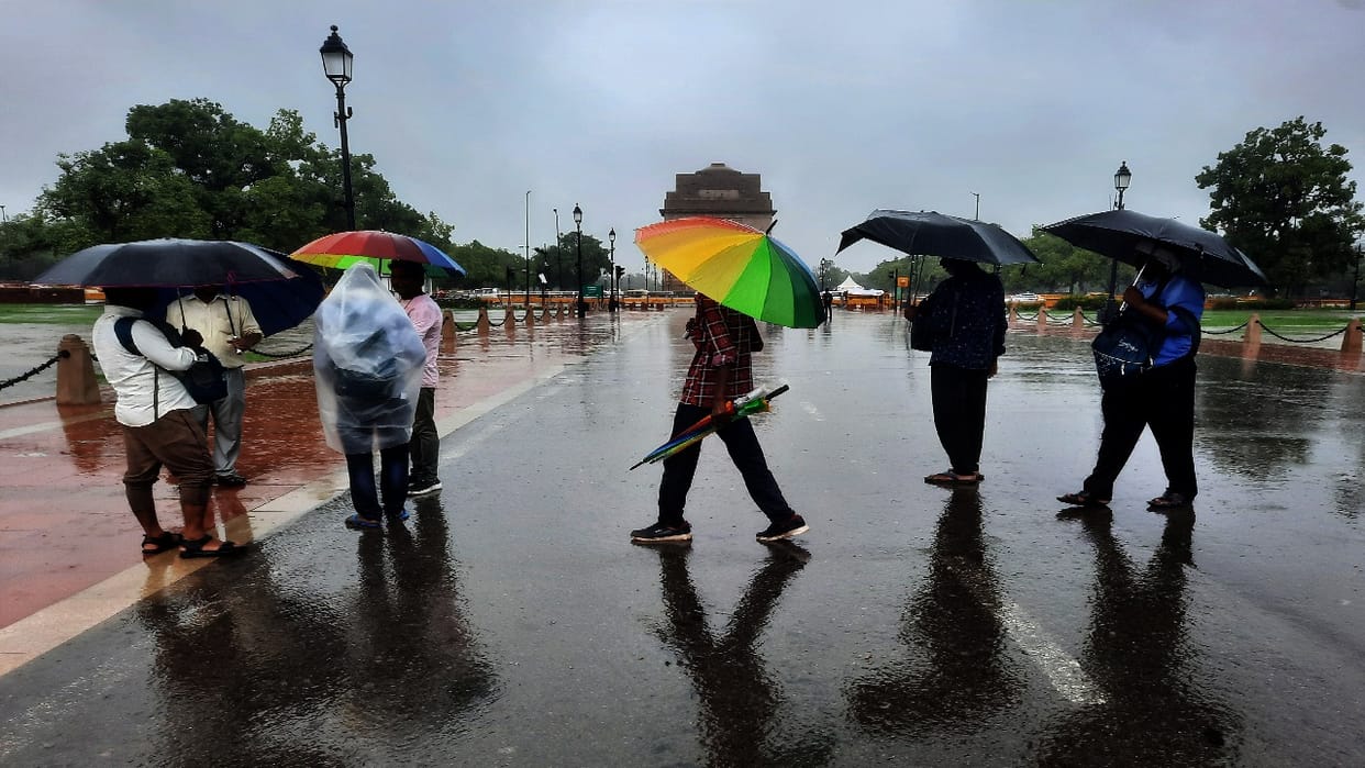 Weather became pleasant due to rain in Delhi-NCR