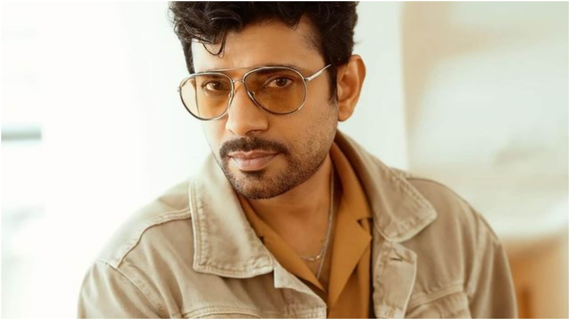 Actor Vineet Kumar Singh Stuck In Dubai Airport Due To Iran Israel War Actor Share His Experience