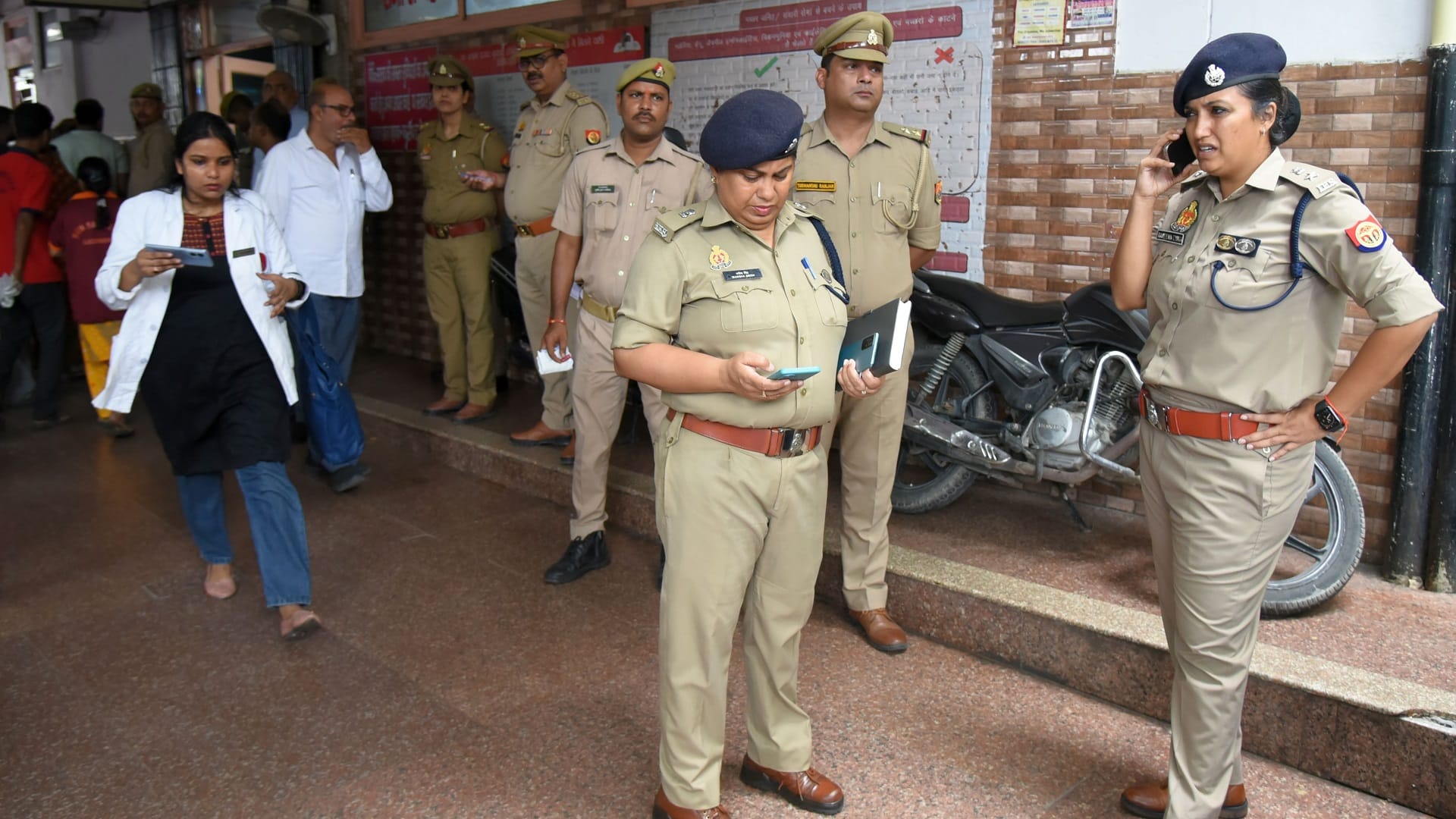Lucknow self-immolation case Woman dies who set herself on fire by pouring petrol lawyer under pressure