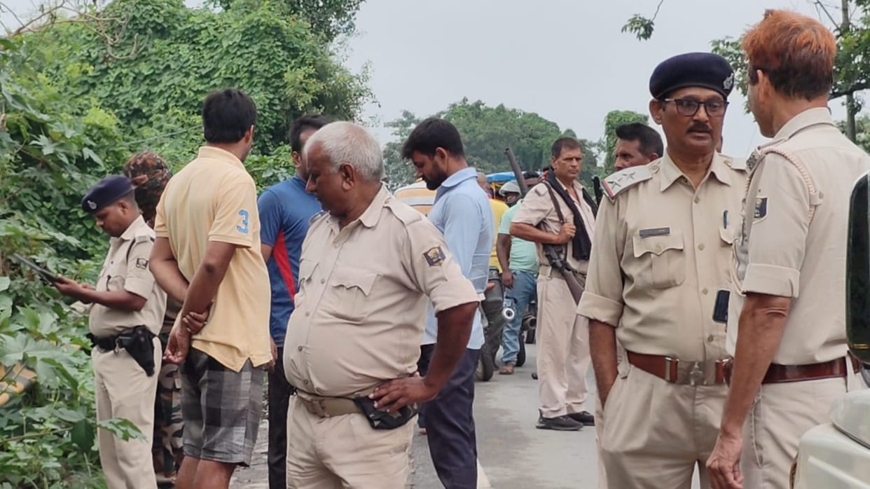 Bihar: Body of a newborn baby recovered from a garbage heap in Begusarai