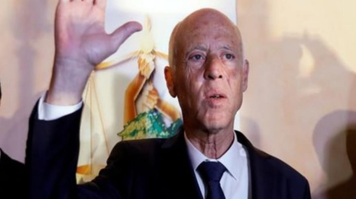 Tunisian President Kais Saied Sacks Prime Minister Without Any Explanation News in hindi