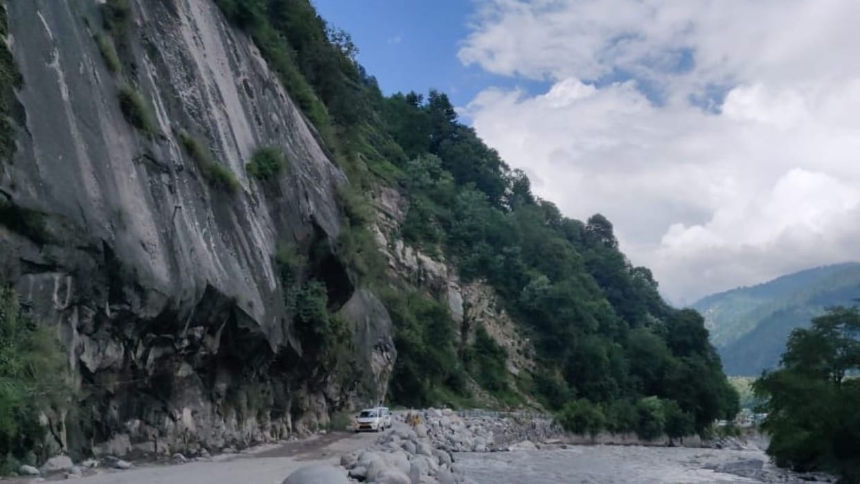 Kullu-Manali NH will be built from Pandoh again flyovers will be built at dangerous spots