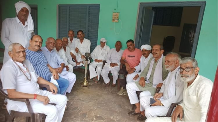 Olympics: फोगाट खाप बोली- कुश्ती में नहीं, देश-विदेश के सिस्टम से हार गई विनेश, बुलाई जाएगी पंचायत 2 Olympics: फोगाट खाप बोली- कुश्ती में नहीं, देश-विदेश के सिस्टम से हार गई विनेश, बुलाई जाएगी पंचायत