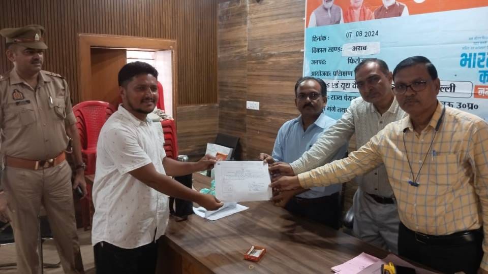 Atishya Yadav elected Pradhan from Sarai Akbarpur in Firozabad in Panchayat by-election