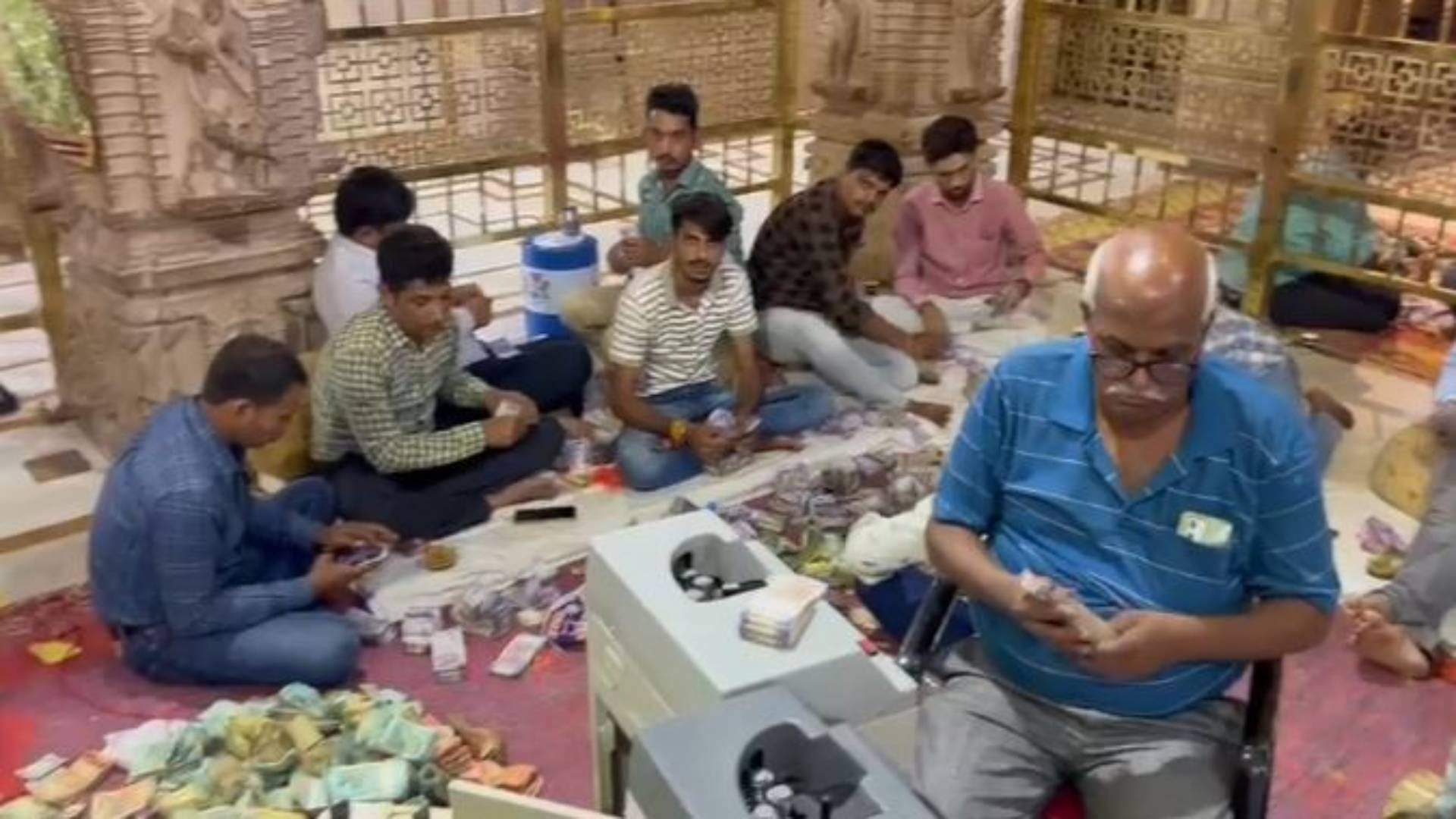 Rajasthan More than 18 crores worth of offerings came to Sanwalia Seth store and offering room in Chittorgarh